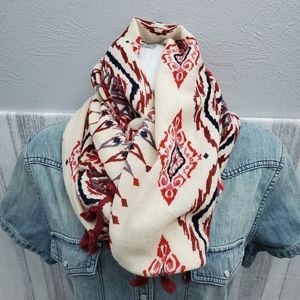 NWOT American Eagle Aztec Infinity Tassel Scarf